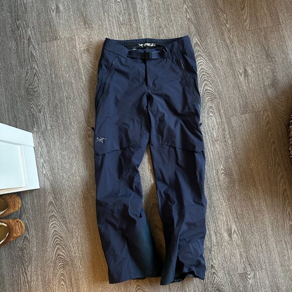 Arc'teryx Women's Navy Pants - Picture 2 of 10